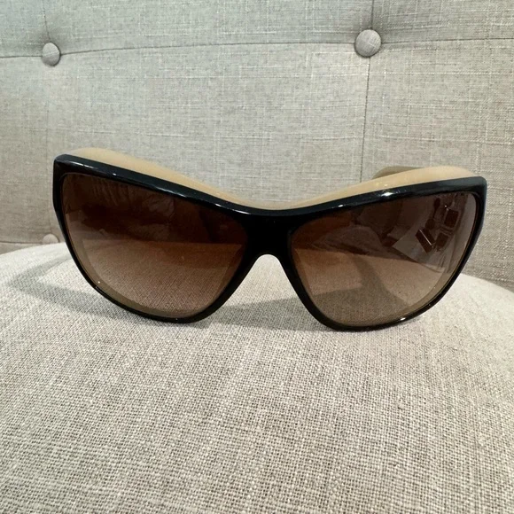 CHANEL | Accessories | Chanel Black And Brown Sporty  display picture 3
